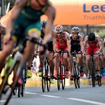 Holland, Murray take World Triathlon Leeds titles